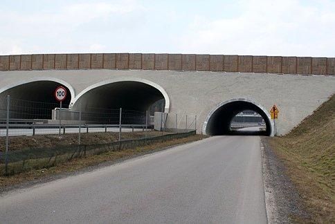 Tunel na trasie