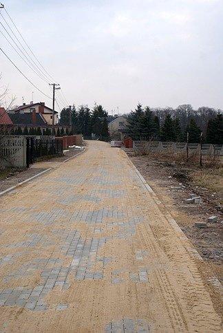 Nowa nawierzchnia ulicy w Lubochni