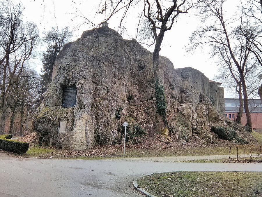 Ruiny w parku w Donauwörth