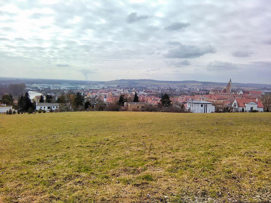 Panorama Donauwörth z Calvarienberg - z lewej płynie Dunaj, z prawej widać stare miasto