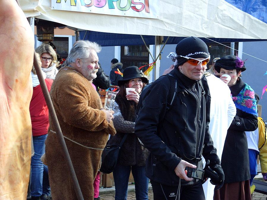 Ryjek bardziej od prosiaczka upodobał sobie niedźwiadka ;))