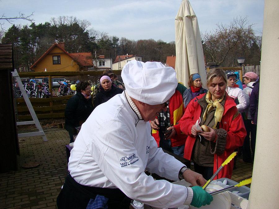 Rowerowy Dzień Kobiet 2015 Szczecin . Oblężenie grilla