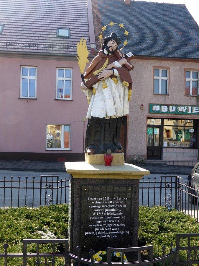W podzięce za ocalały z pożaru kościół