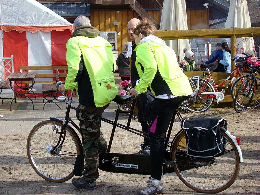 Rowerowy Dzień Kobiet 2015 Szczecin . Tanowo lawendowa - nauka jazdy tandemem