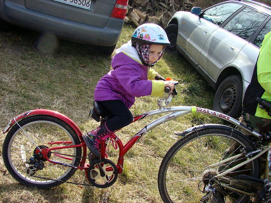 Rowerowy Dzień Kobiet 2015 Szczecin . Młoda rowerzystka