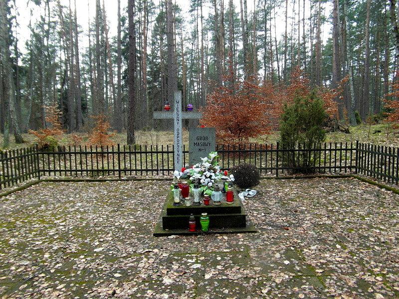 Miejsce pamięci zbrodni w Skarszewach