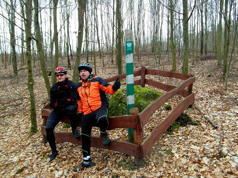 Na uboczu znajdujemy nowy kamień- widzimy go po raz pierwszy