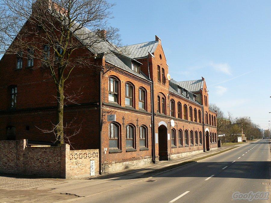 Stara szkoła w Maciejowie