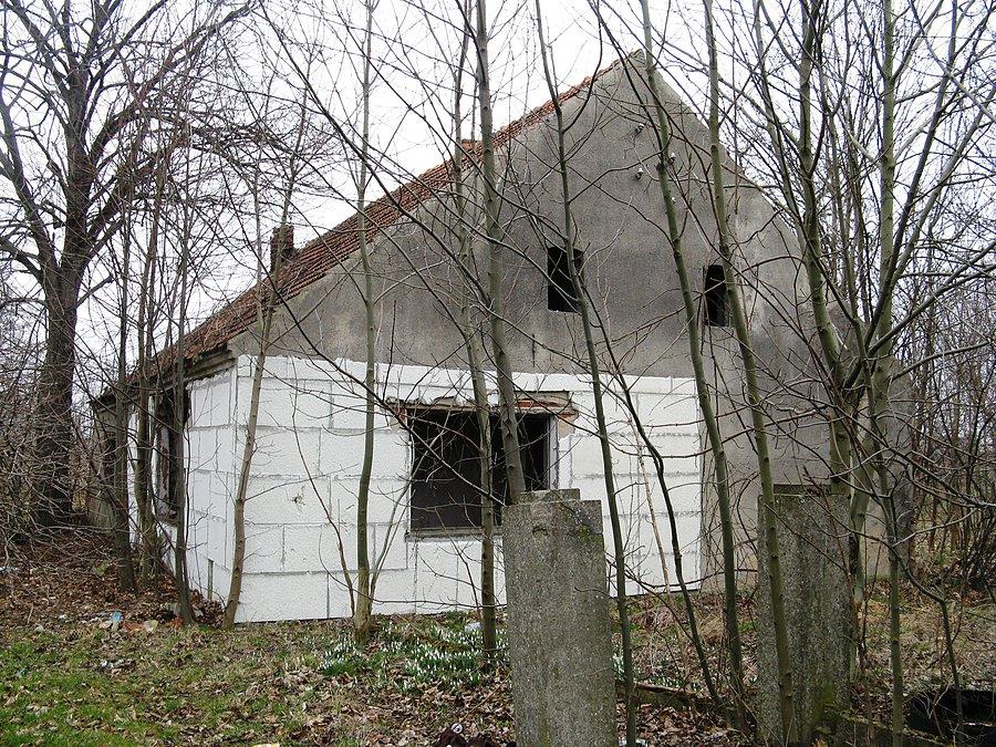 Opuszczony dom w Rumianku