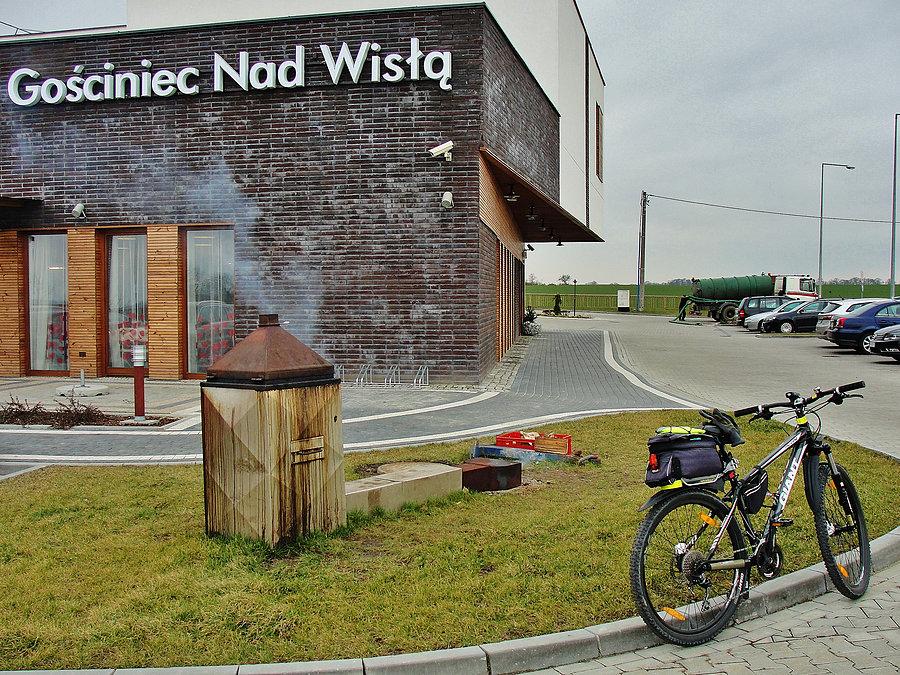 Okolice Tczewa. Wędzarnia przy gościńcu
