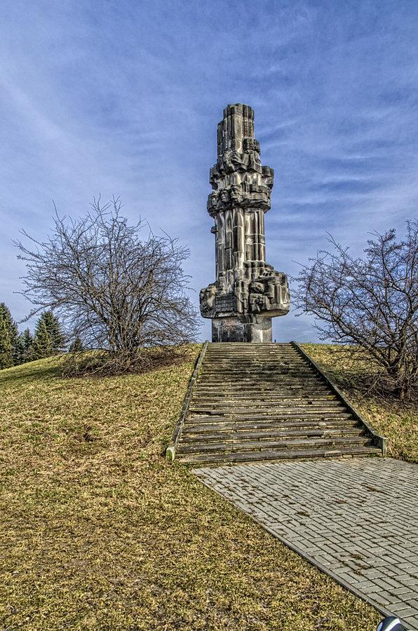 Pomnik Bojowników o Wyzwolenie Narodowe i Społeczne