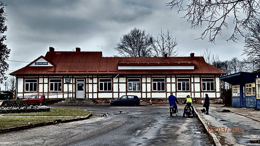 Stacja kolejowa w Pilawie