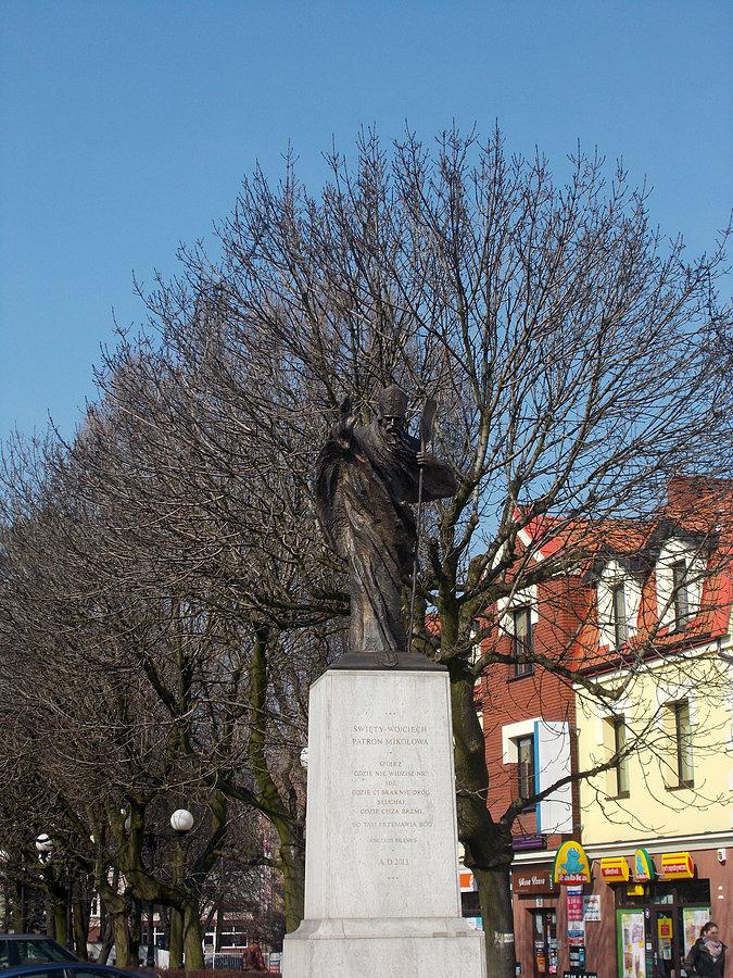 Pomnik św Wojciecha Mikołów