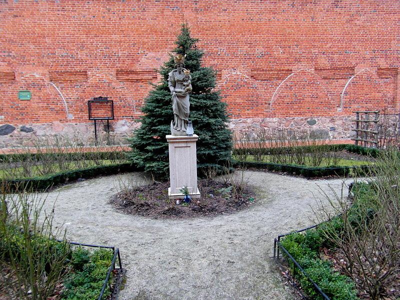 Kolegiata Wniebowzięcia Najświętszej Maryi Panny w Kartuzach. Dawny kościół zakonu Kartuzów