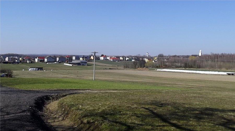 Kozmice, budują jakąś nową ścieżkę do góry, wjechałem na górę a tam koniec ścieżki i błoto. Zawróciłem do Kozmic