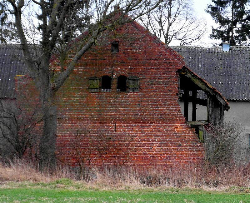 Stara stodoła w Borętach