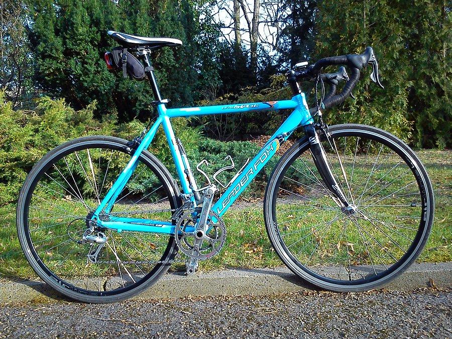 Niebieski vel "rudy" !