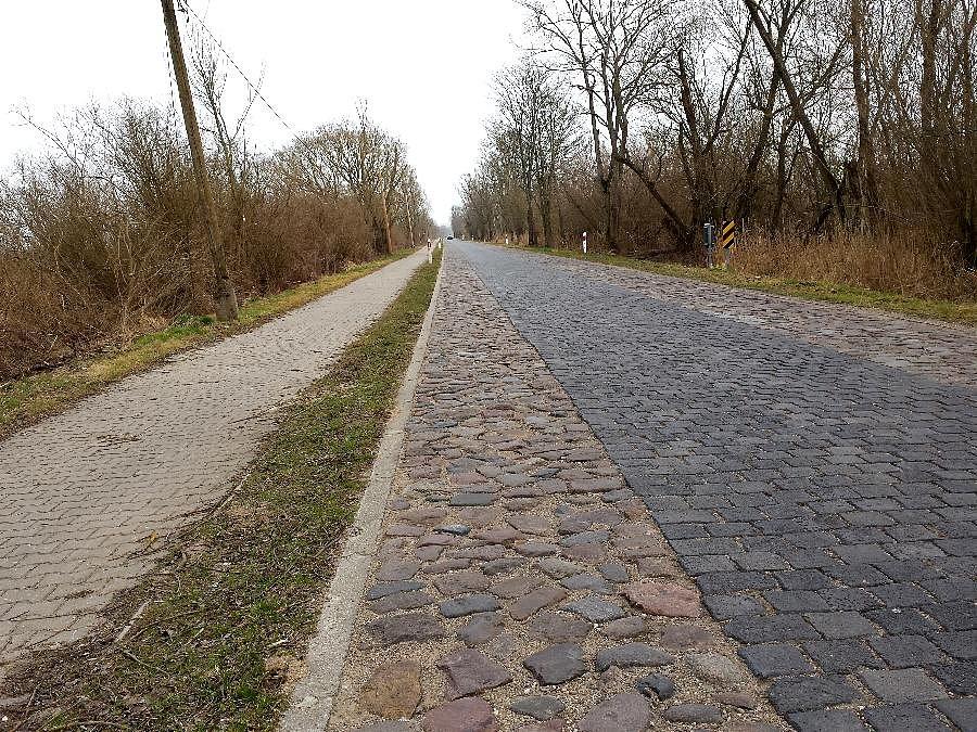 Droga między Odrami