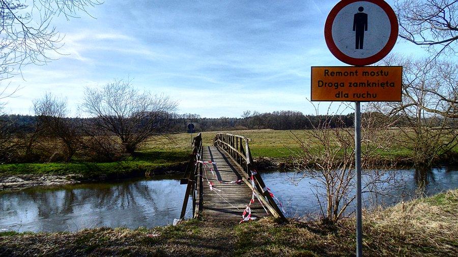 Drewniany mostek nad Iną w Rogowie dziś