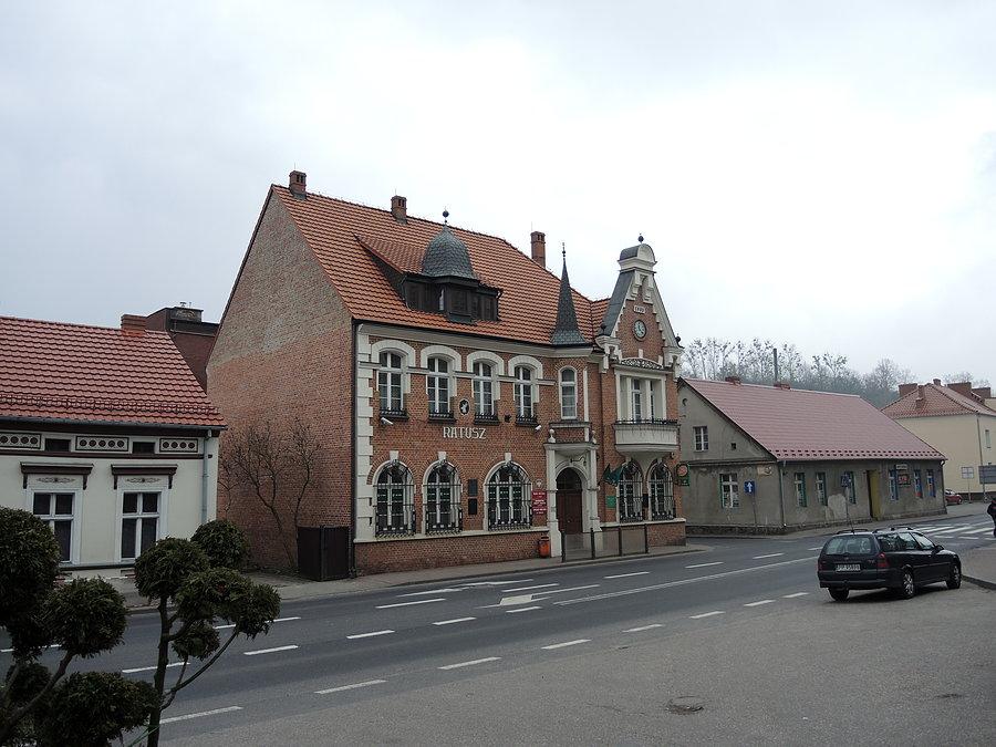 Ratusz w Ujściu