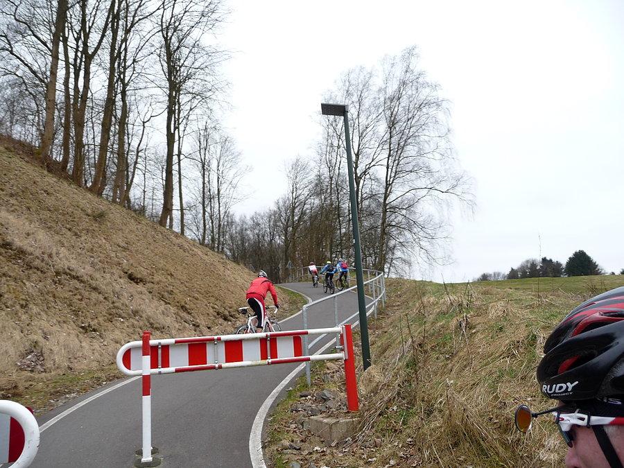 Runde W-Laaken-Schwenke-Anschlag-Wipperfürth-W