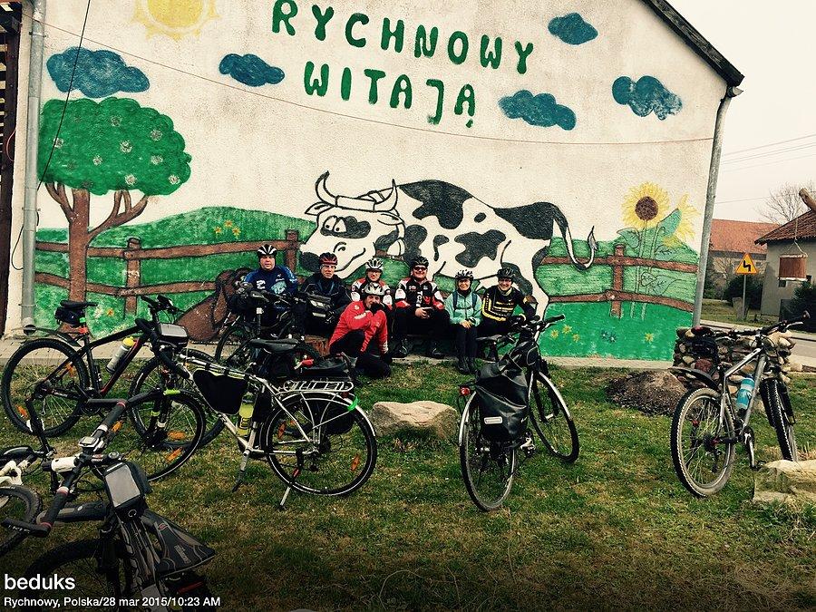 Ławeczka prawie jak w Wilkowyjach