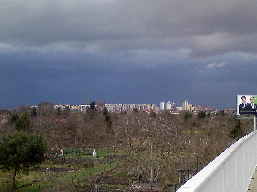 Chmura nadciąga nad Nowy Dwór i Mordor Mały