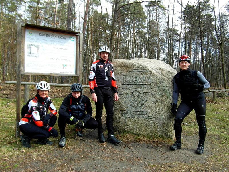 Kamień Bąbelków - Klub Turystyki Pieszej
