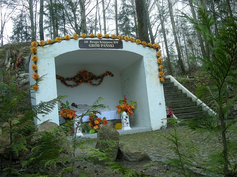 Grób Pański - 30 stacja Kalwarii Wąsoskiej