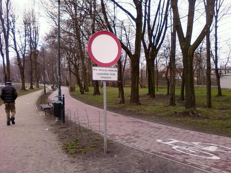 Nowa DDR wokół stawu