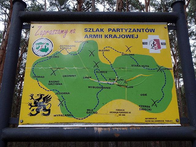 Reklama szlaku pieszego z Borów Tucholskich w naszym Myślęcinku