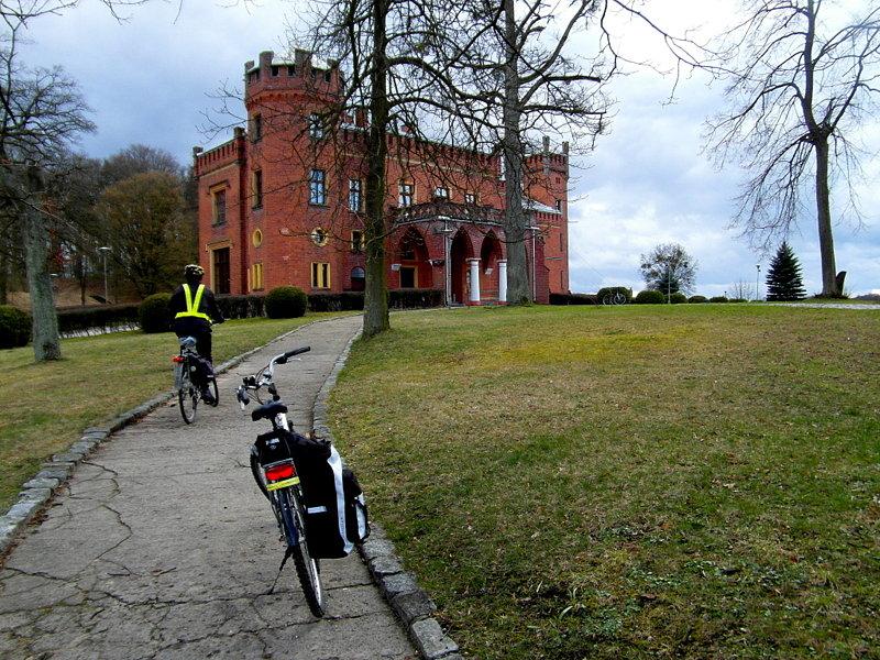 Hotel- zamek - Karnity