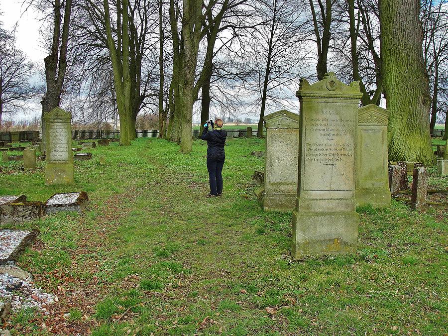 Spotkanie z ekipą PTTK Szuwarek w Wiercinach - wracamy do Tczewa. Cmentarz Mennonicki w Stogach