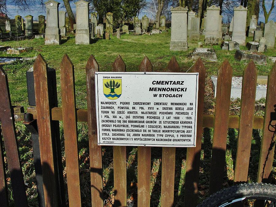 Spotkanie z ekipą PTTK Szuwarek w Wiercinach - wracamy do Tczewa. Cmentarz Mennonicki w Stogach