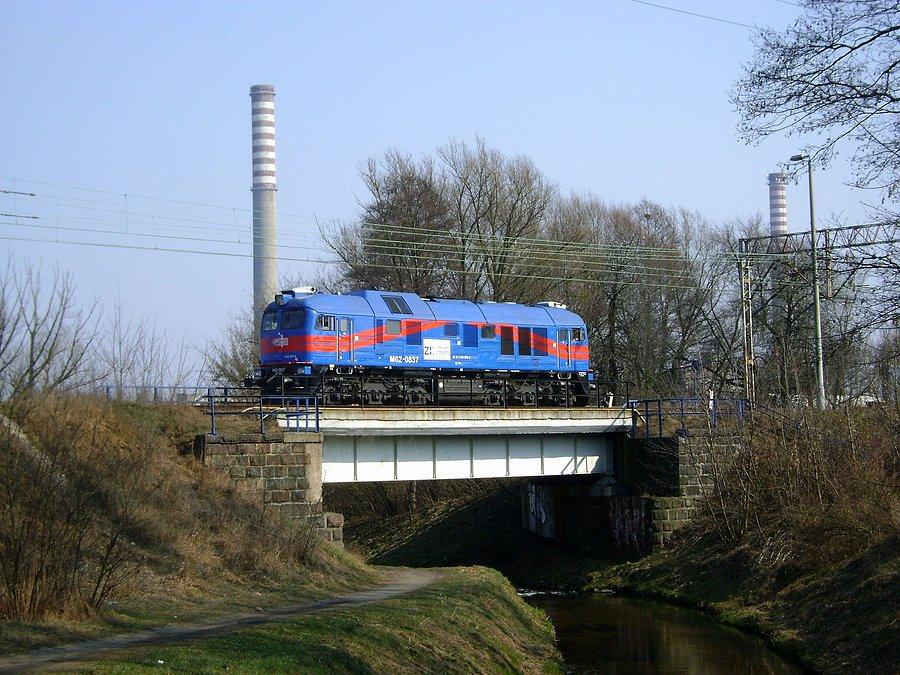 M62-0837 ZIK-u Sandomierz manewruje po stacji Tomaszów Mazowiecki