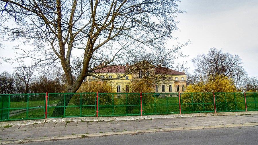 Pałac w Strzyżnie