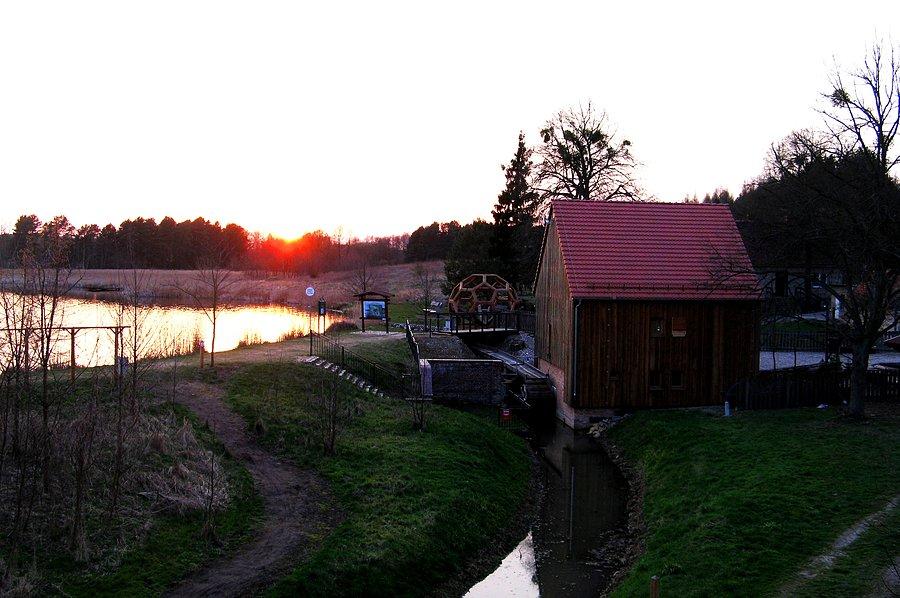 Łysy Młyn - zachód słońca