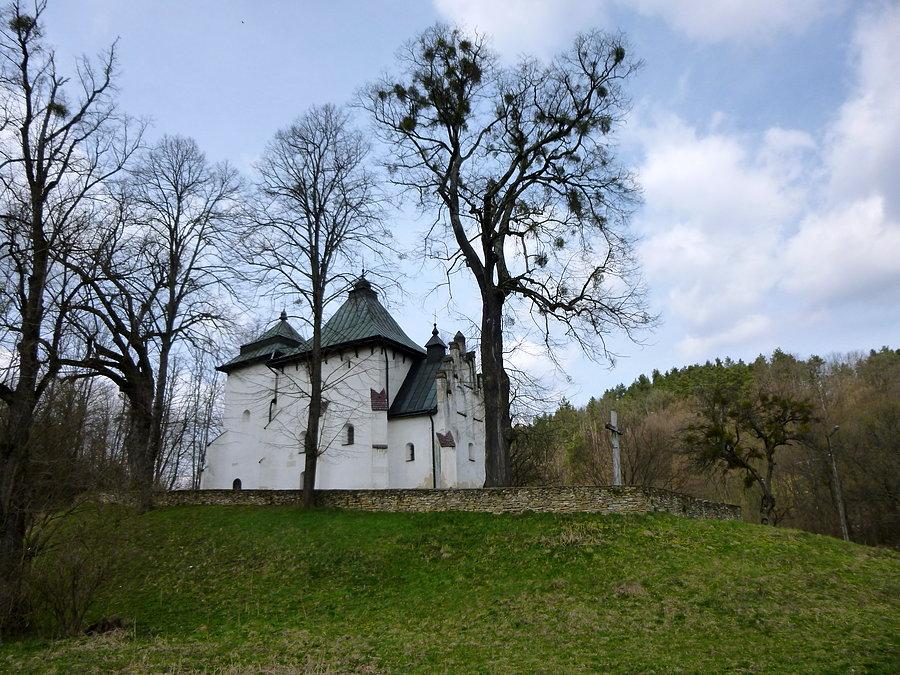 Cerkiew obronna p.w. Św. Onufrego- Posada Rybotycka