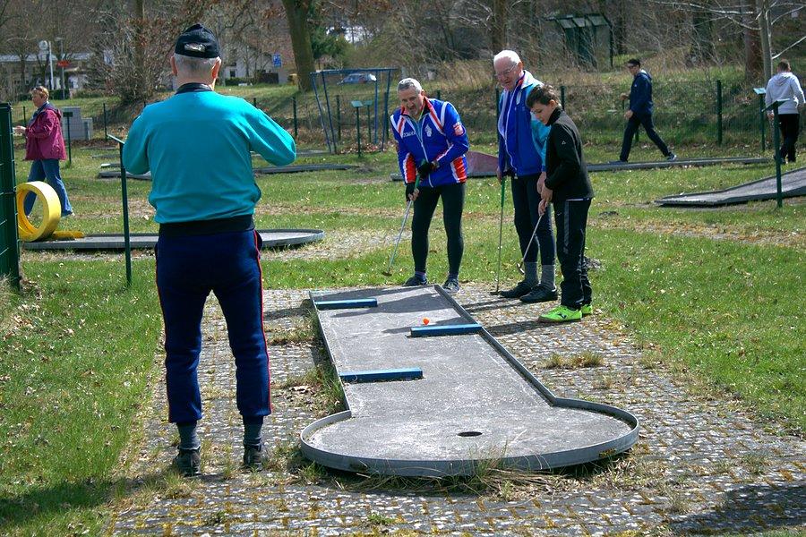Mini golf, kto wygrał ??