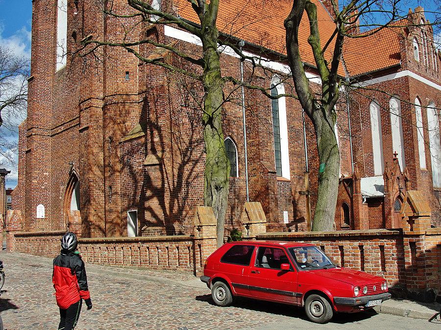 Wycieczka do Gniewu. Zwiedzanie kościoła i ognisko.Jesteśmy na miejscu
