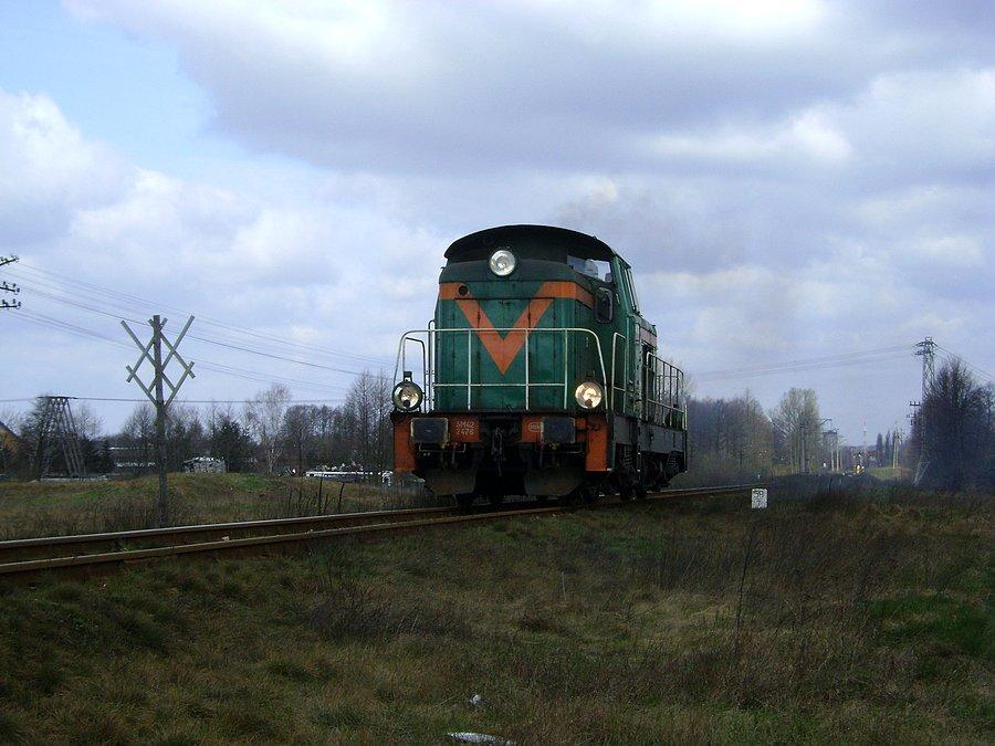 SM42-2476 Lotos Kolej wyjeżdża z Tomaszowa Mazowieckiego