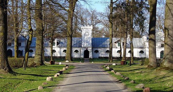 Stajnia Zegarowa w Stadninie Koni Janów Podlaski