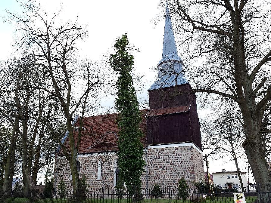 Kościół parafialny p.w. MB Bolesnej w Mierzynie