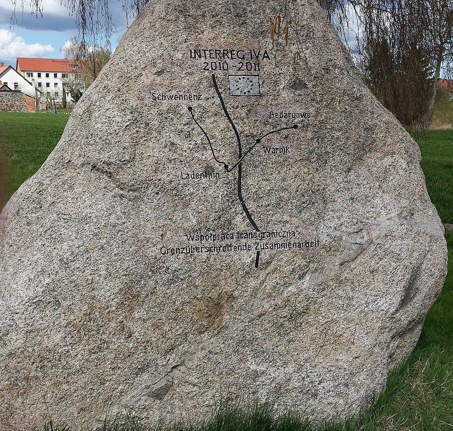 Głaz w Ladenthin