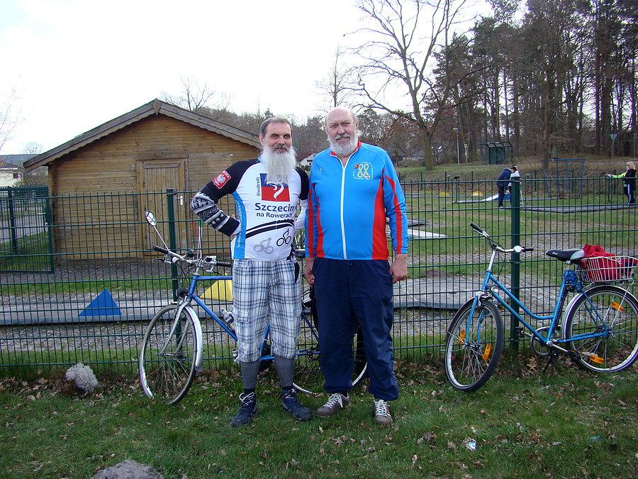 Z Samą Ramą do Eggesin - zawsze jest czas na fotkę z posiadaczami brody