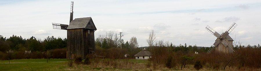 Skansen jest olbrzymi. Musiałem od wsi do wsi podjeżdżać rowerem a i tak czasu zabrakło