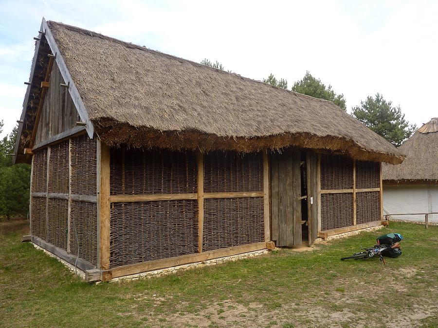 Stodoła z Ciuślic - ciekawa konstrukcja z plecionki