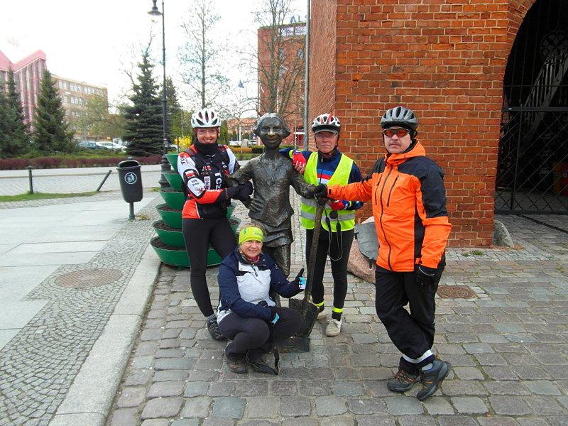Grupa z Piekarczykiem