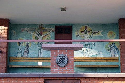 Malowidła na ołtarzu cmentarnym w Lubochni