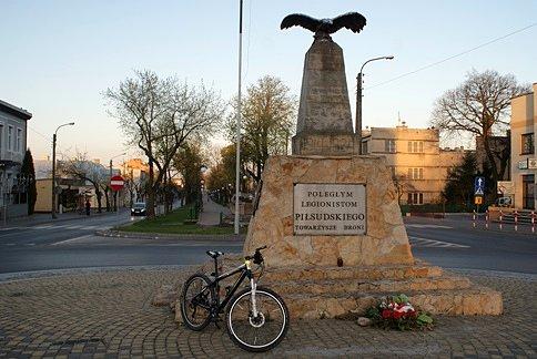 Legionistom Piłsudskiego